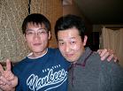弟のGehn。彼はえらく背が高いんやけど、僕に合わせて低くしてくれたんよ。