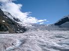 コロンビア大氷原のごくごく一部よ。残念ながら全体を見ることはできん。